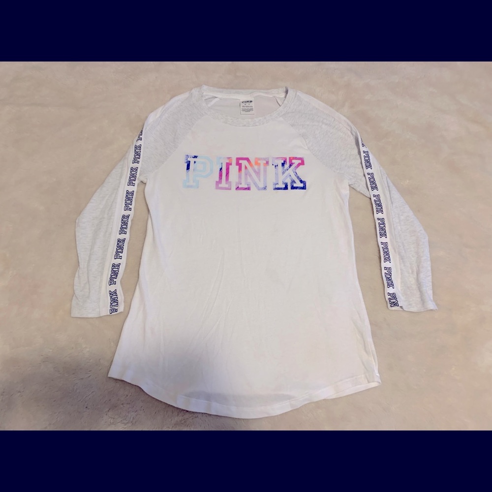 Victoria’s Secret PINK long sleeve tee.